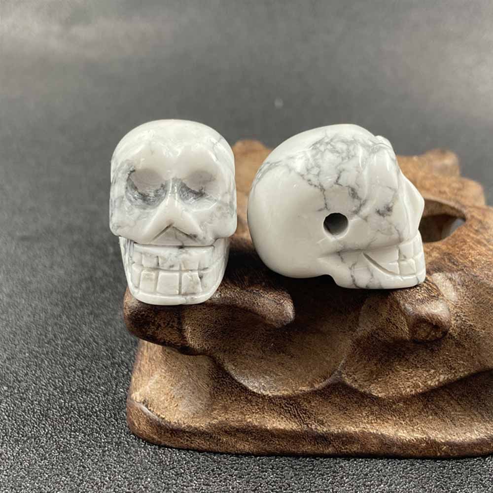 Gothic Natural Crystal Stone Skull Beaded Figurine