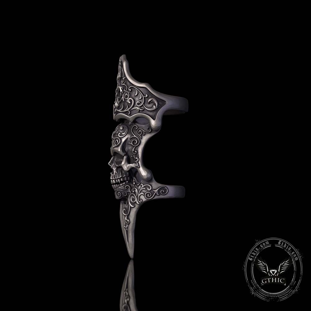 Gothic Skull Patterned Sterling Silver Knuckle Ring | Gthic.com