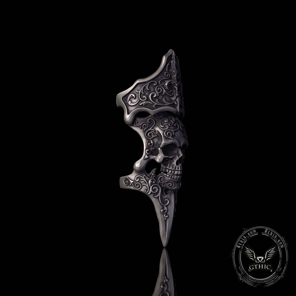 Gothic Skull Patterned Sterling Silver Knuckle Ring