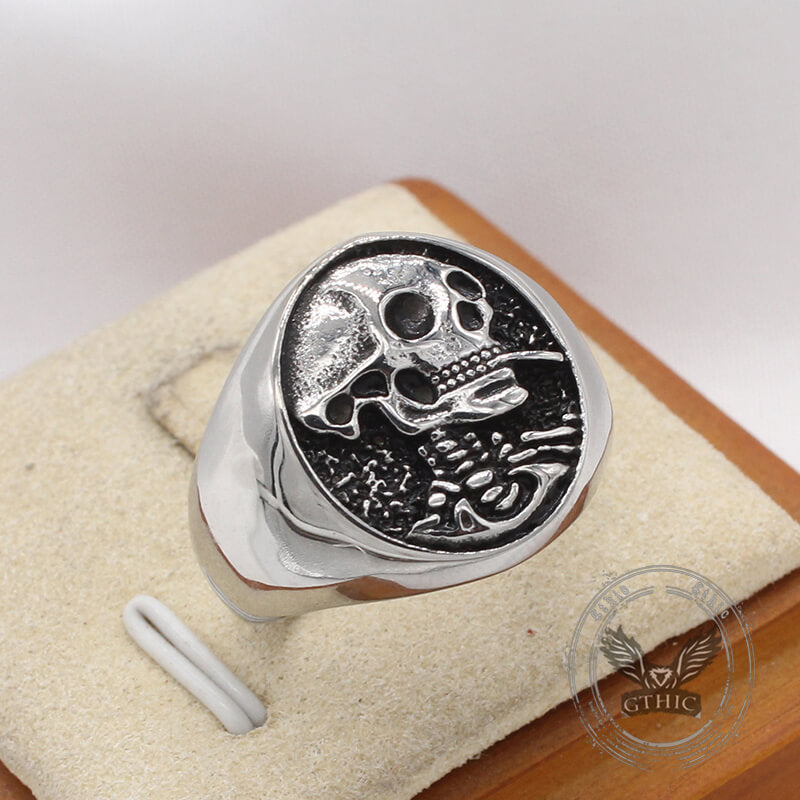 Gothic Smoking Skull Men Stainless Steel Ring | Gthic.com