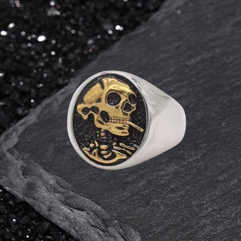 Gothic Smoking Skull Men Stainless Steel Ring | Gthic.com