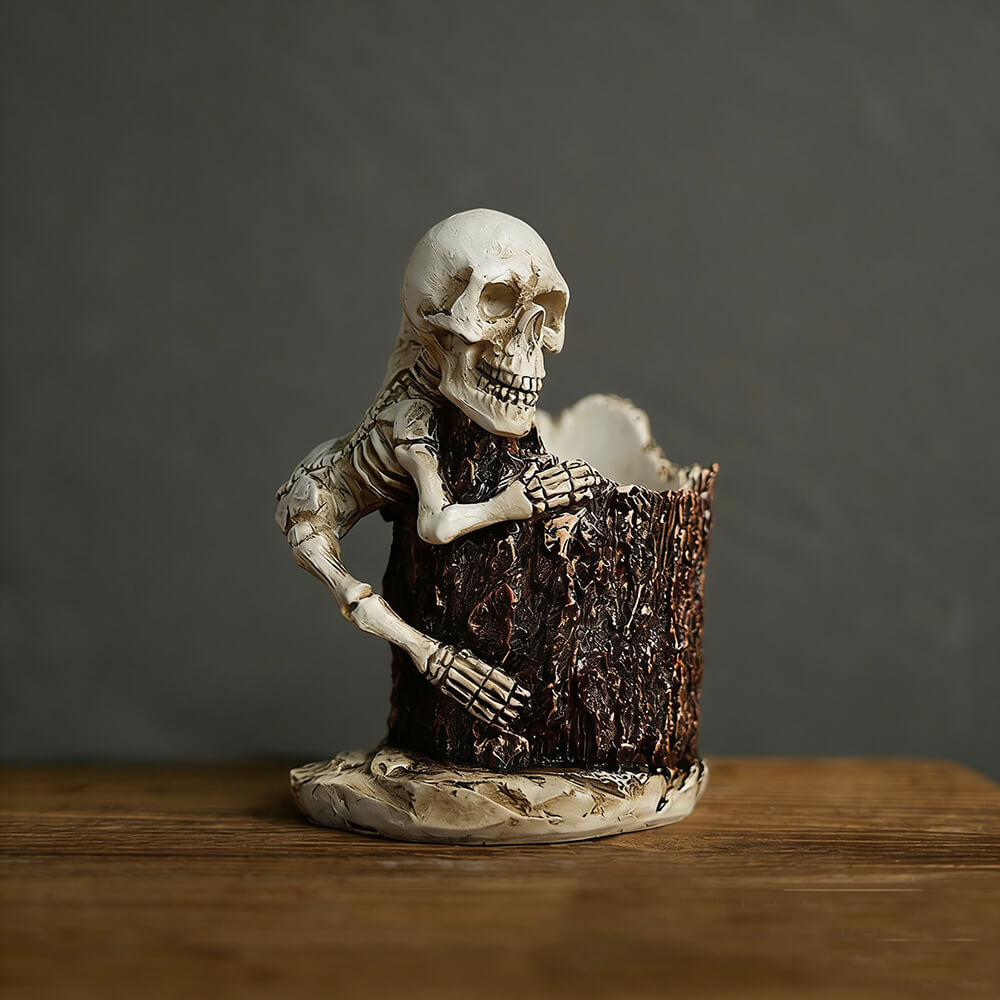 Gothic Spider-Man Skull Resin Vase & Pen Holder