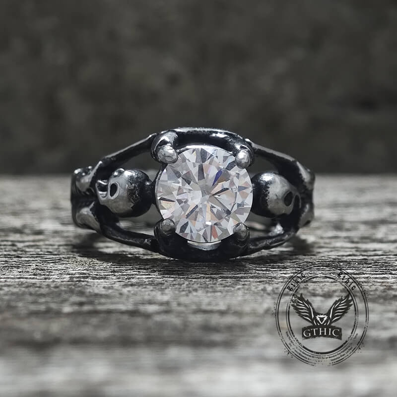 Anello teschio in acciaio inossidabile con gemma tributo gotico