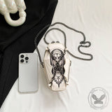 Bolso de cuero con bordado de calavera gótica