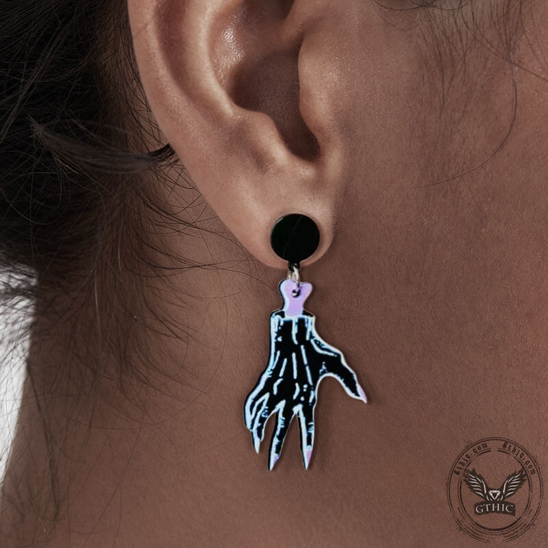 Pendientes de calavera acrílica con manos de esqueleto de Halloween