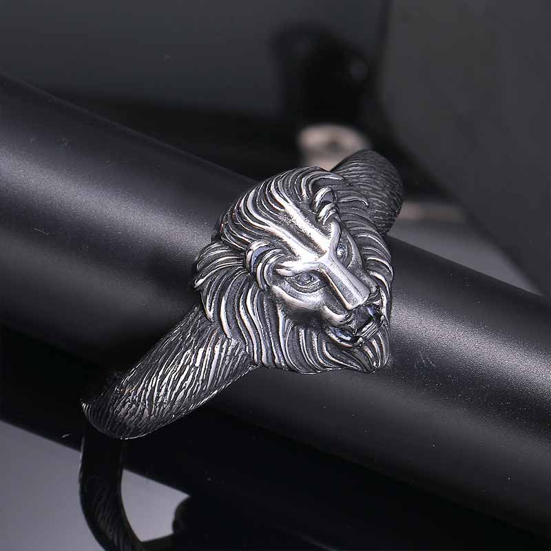 Hip Hop Lion Head Stainless Steel Cuff Bracelet 02 | Gthic.com