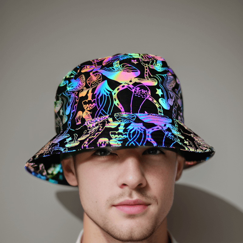 Sombrero de cubo reflectante con patrón de colores relámpago