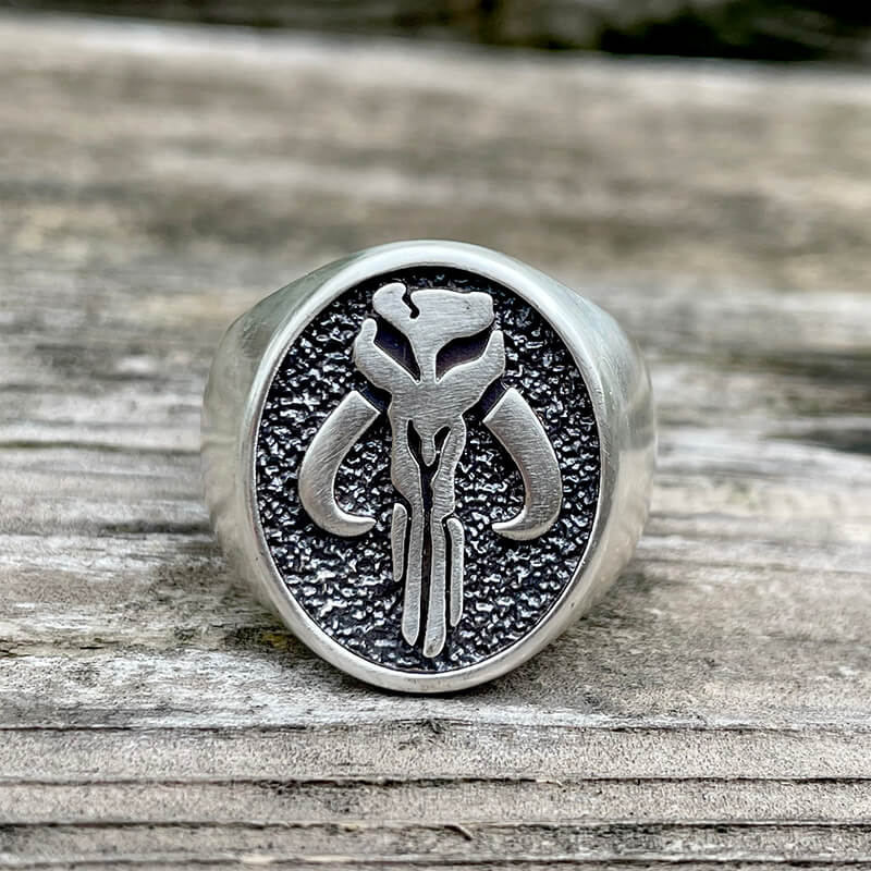 Mandalorian Symbol Sterling Silver Skull Ring 01 | Gthic.com