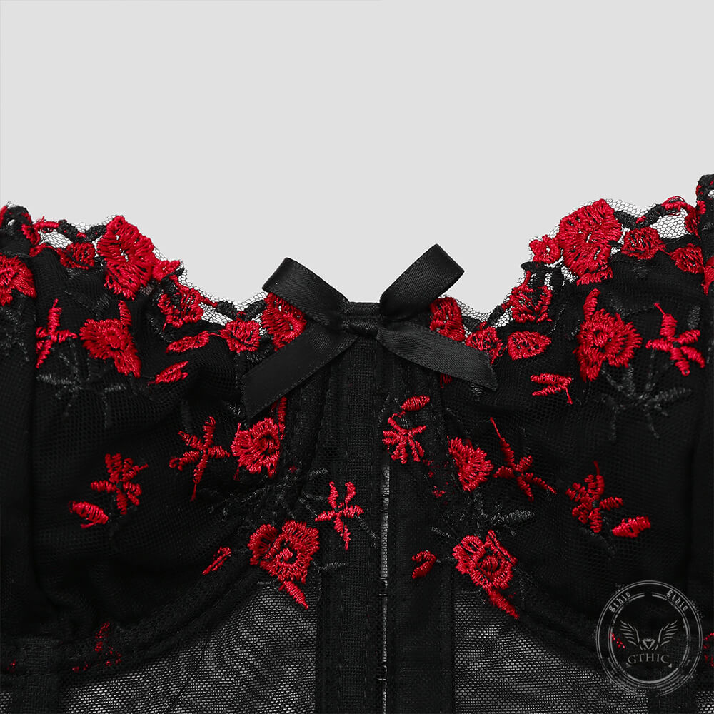 Top corto halter de poliéster sin espalda en forma de mariposa