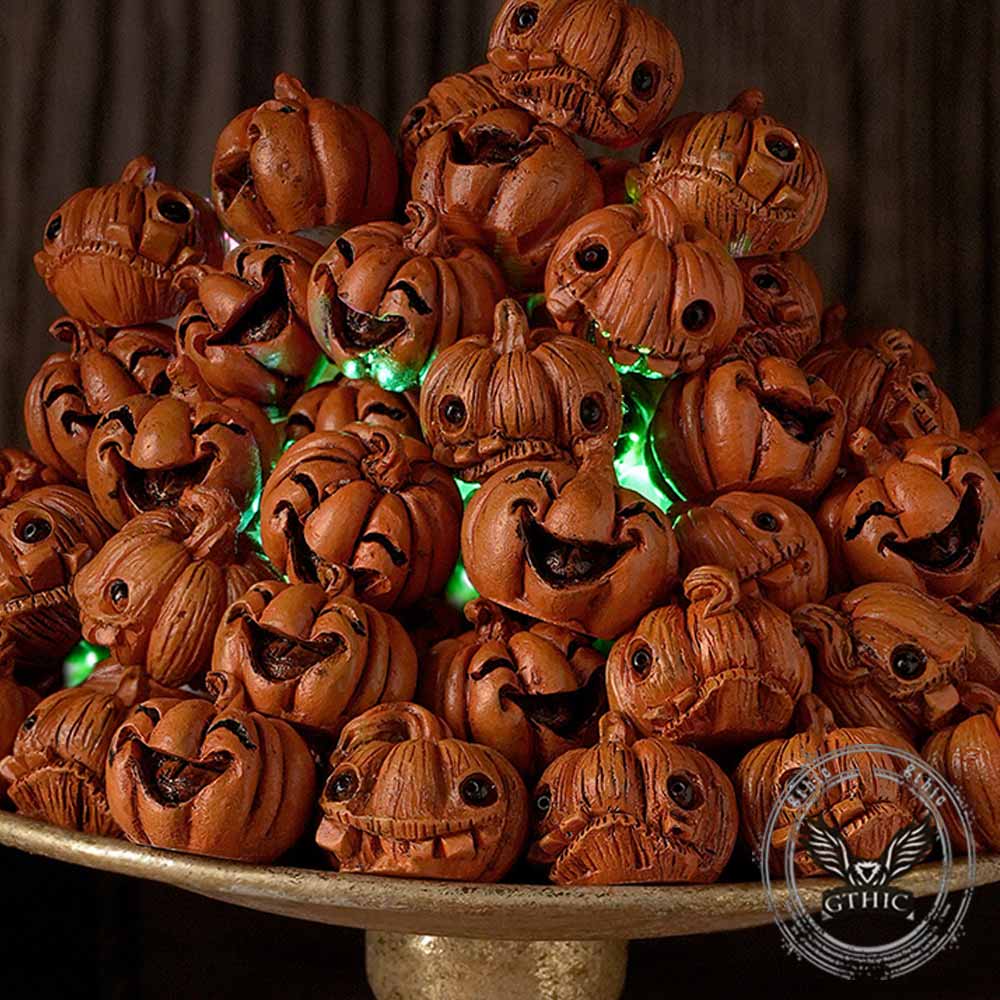 Mini Pumpkin & Skull Set Halloween Resin Figurine