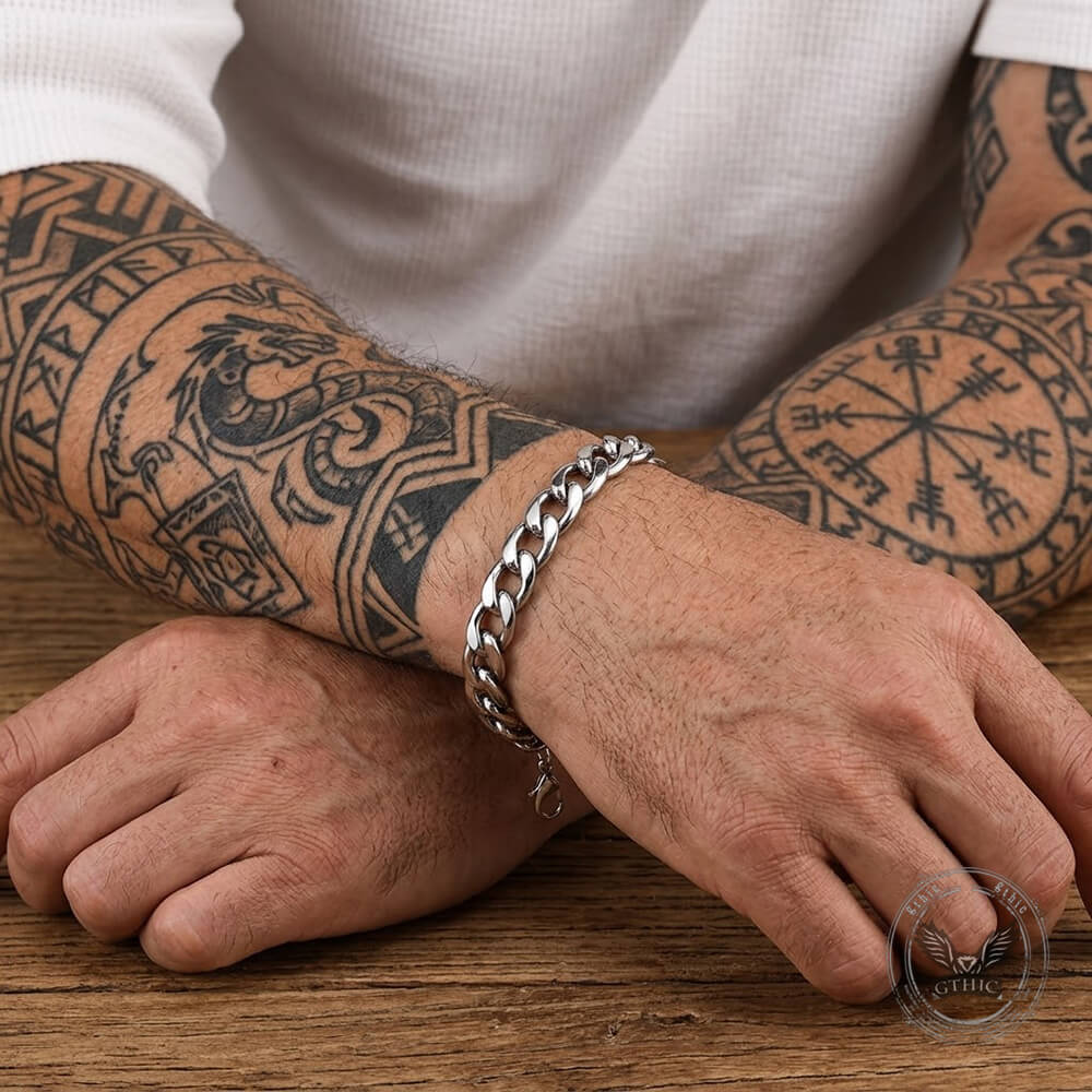 Minimalist And Versatile Stainless Steel Bracelet | Gthic.com