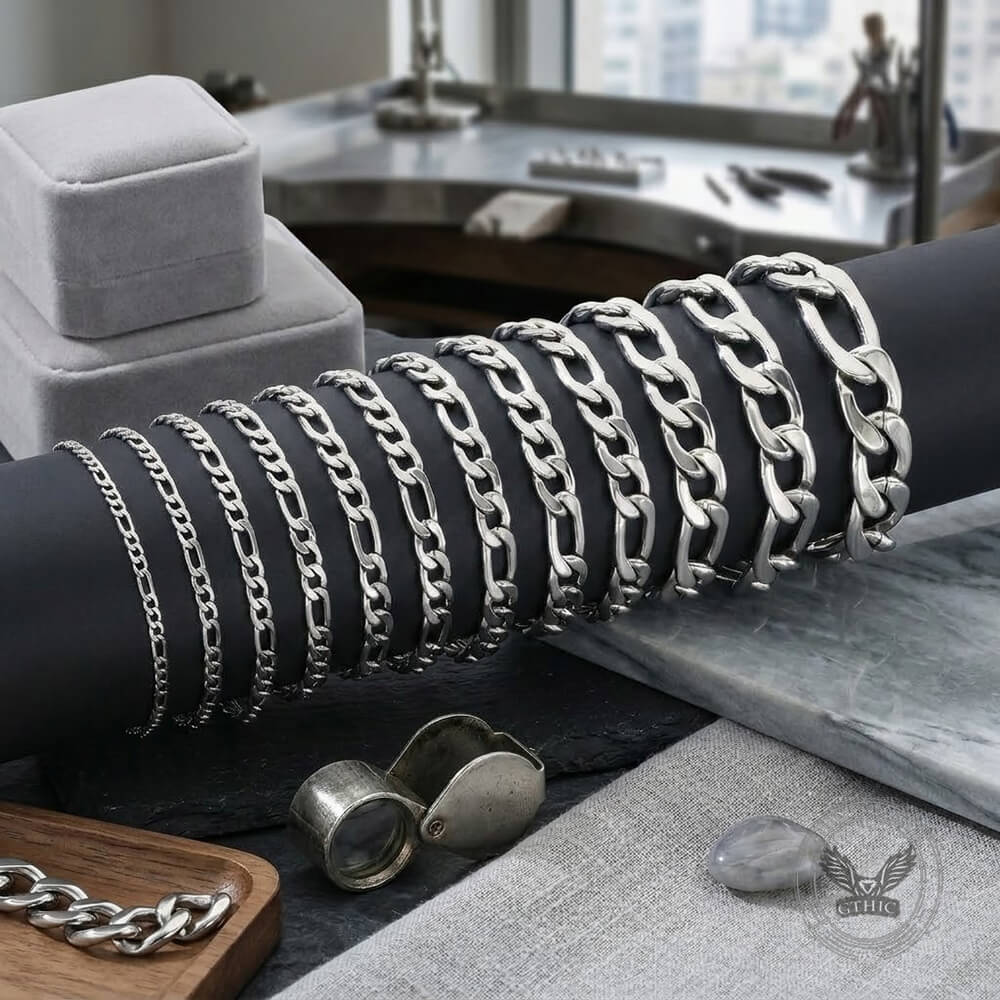 Minimalist And Versatile Stainless Steel Bracelet | Gthic.com