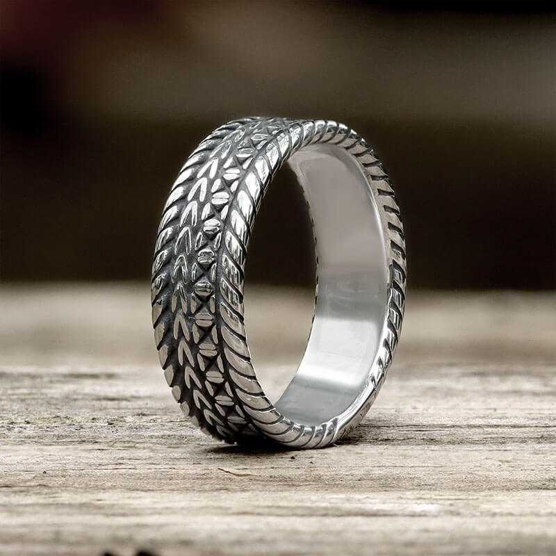 Minimalist Braided Stainless Steel Band Ring | Gthic.com