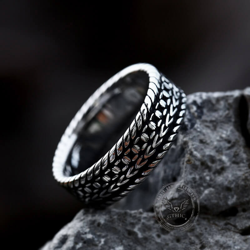 Minimalist Braided Stainless Steel Band Ring | Gthic.com