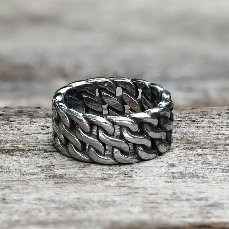 Minimalist Chain Style Stainless Steel Ring | Gthic.com