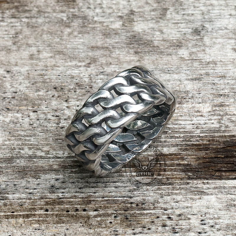 Minimalist Chain Style Stainless Steel Ring | Gthic.com