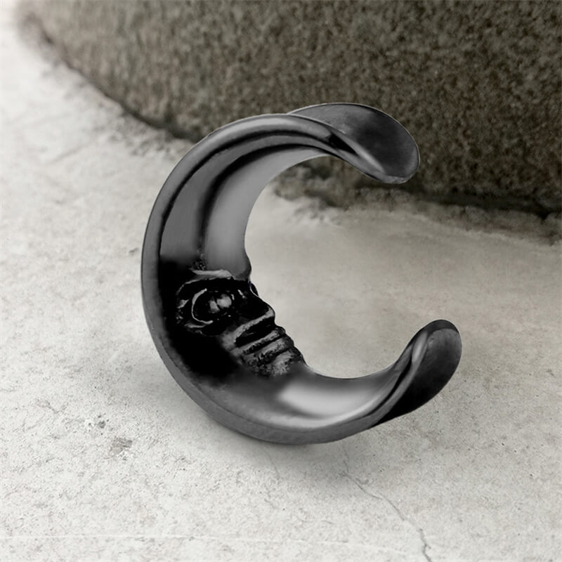 Moon Saddle Human Face Ear Gauges03 black | Gthic.com