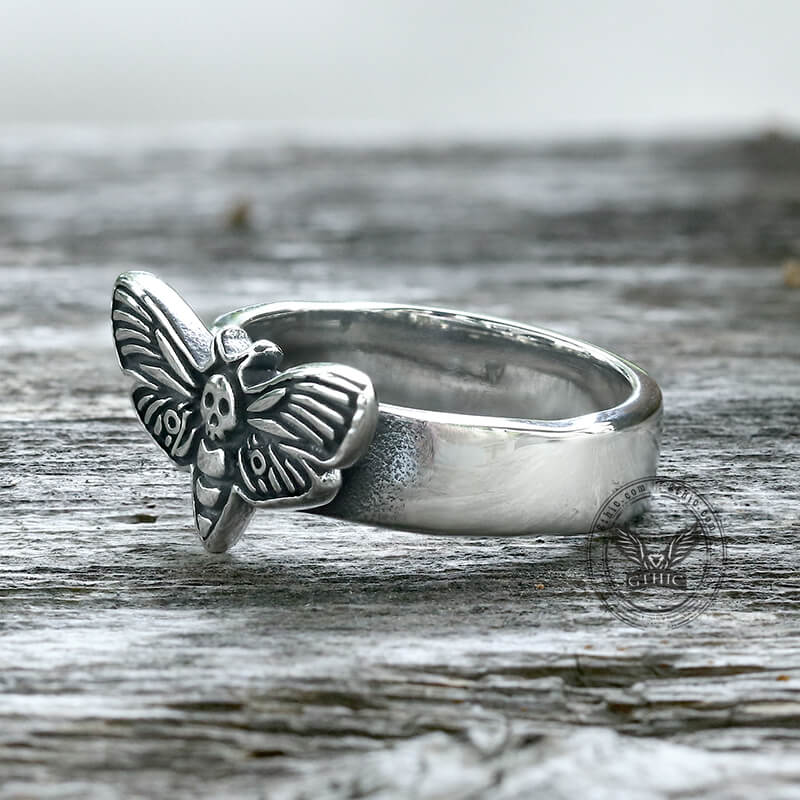 Moth Skull Stainless Steel Animal Ring | Gthic.com