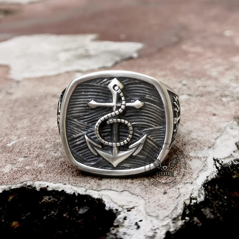 Navy Anchor Sterling Silver Marine Ring | Gthic.com