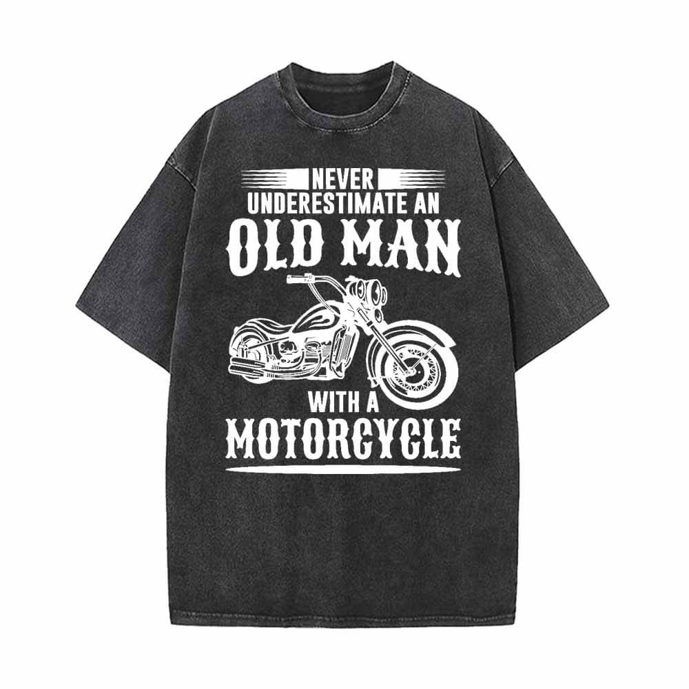 Never Underestimate An Old Man Motorcycle T-shirt 01 | Gthic.com