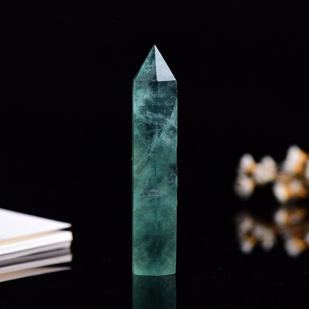 Nordic Modern Green Hexagonal Prism Figurine Crystal Tower