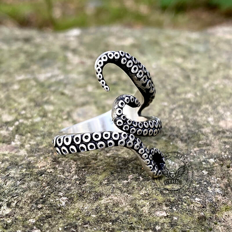 Octopus Arms Sterling Silver Ring | Gthic.com