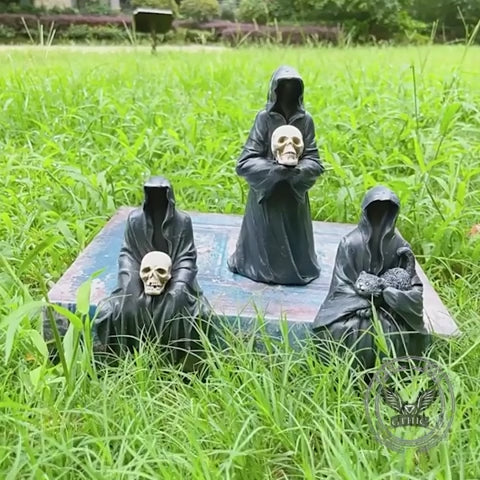 Gothic Faceless Grim Reaper Skull Statue Resin Figurines