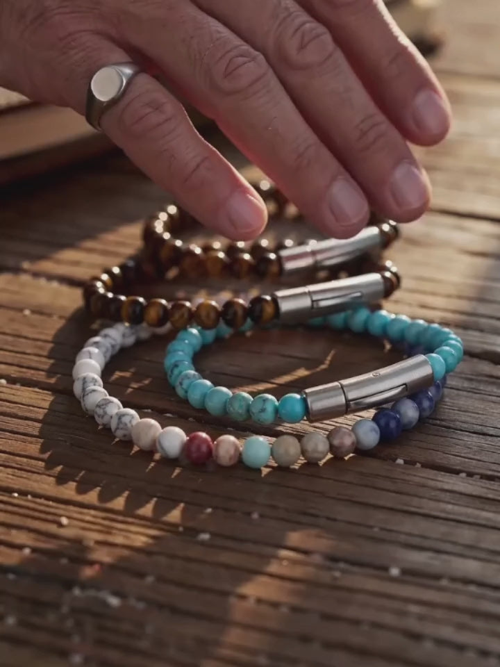 Bracciale con perline da uomo in acciaio inossidabile con teschio incrociato