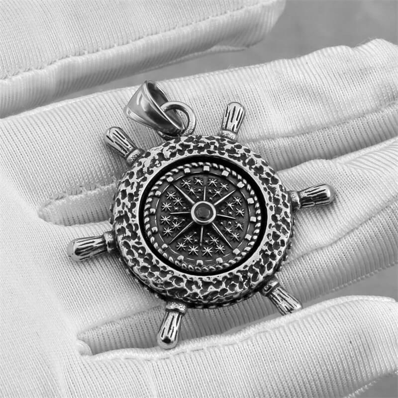 Punk Compass Rudder Stainless Steel Spinner Pendant 03 | Gthic.com