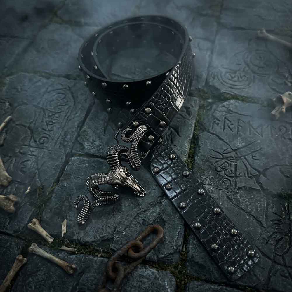 Punk Dark Antelope Rivet PU Leather Belt | Gthic.com