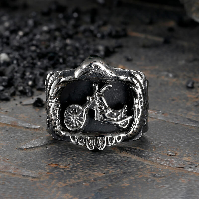 Punk Eagle Motorcycle Stainless Steel Biker Ring | Gthic.com