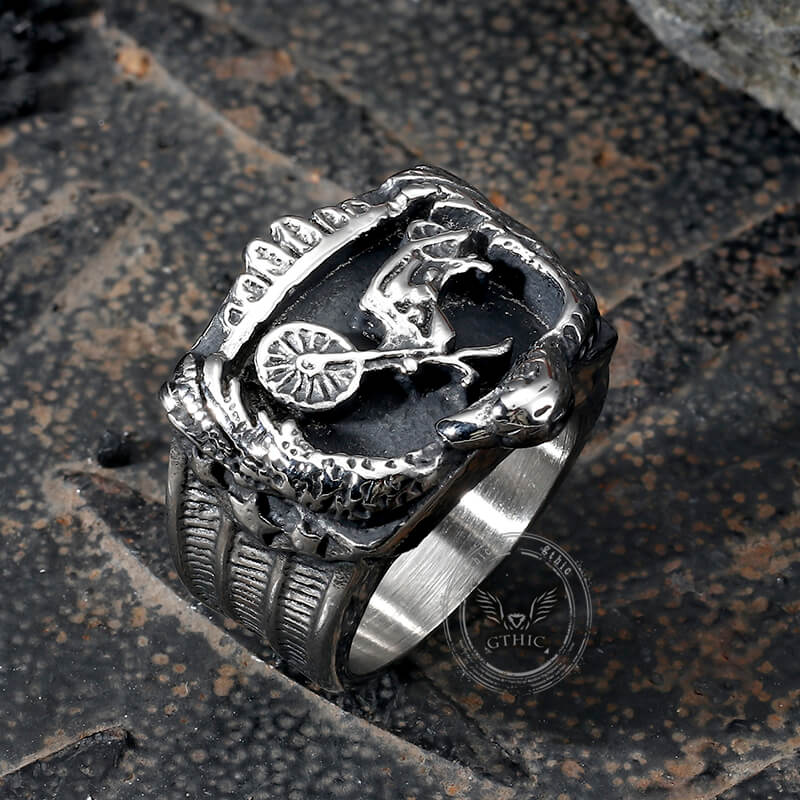 Punk Eagle Motorcycle Stainless Steel Biker Ring | Gthic.com