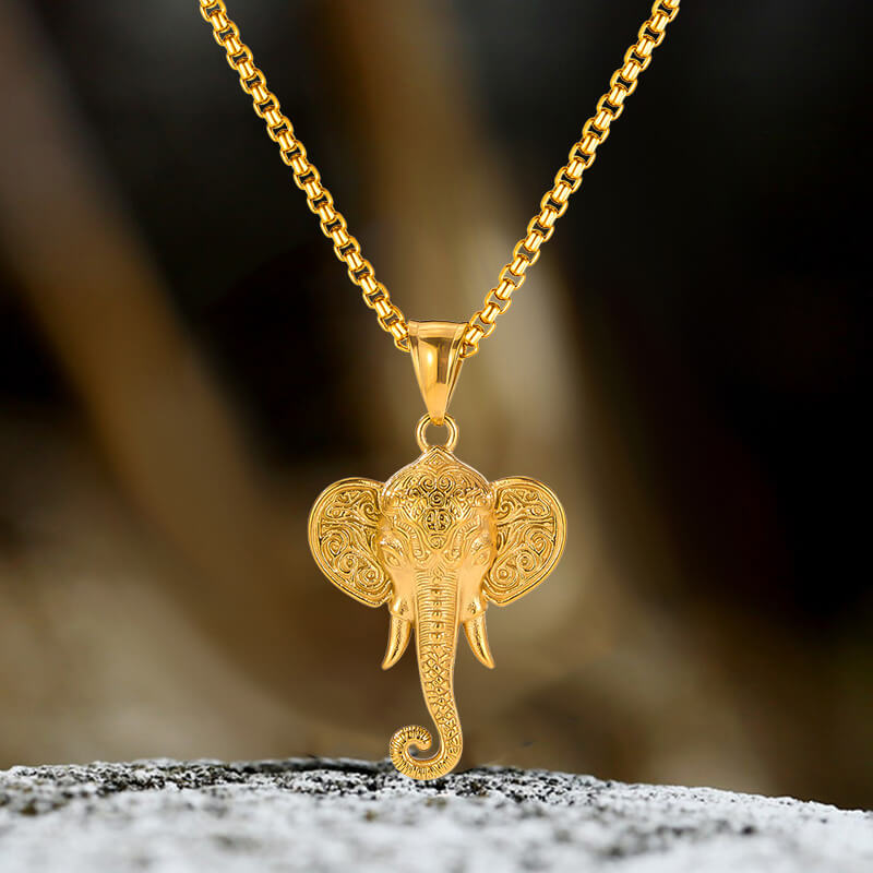 Pendente in acciaio inossidabile con teschio cornuto