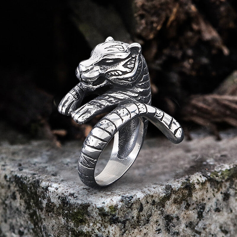 Punk Ferocious Tiger Stainless Steel Animal Ring 01 | Gthic.com