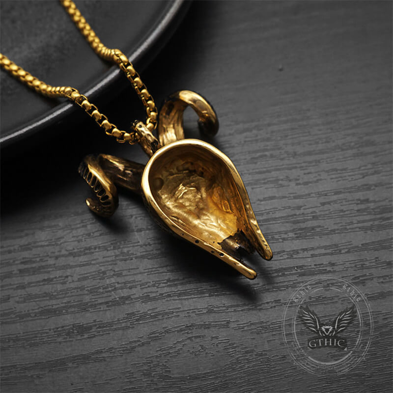 Pendente in acciaio inossidabile con teschio cornuto