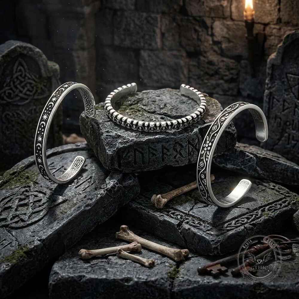 Punk Skull Head Stainless Steel Open Bracelet | Gthic.com