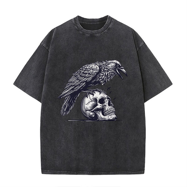 Raven Siting on Skull Vintage Washed T-shirt | Gthic.com