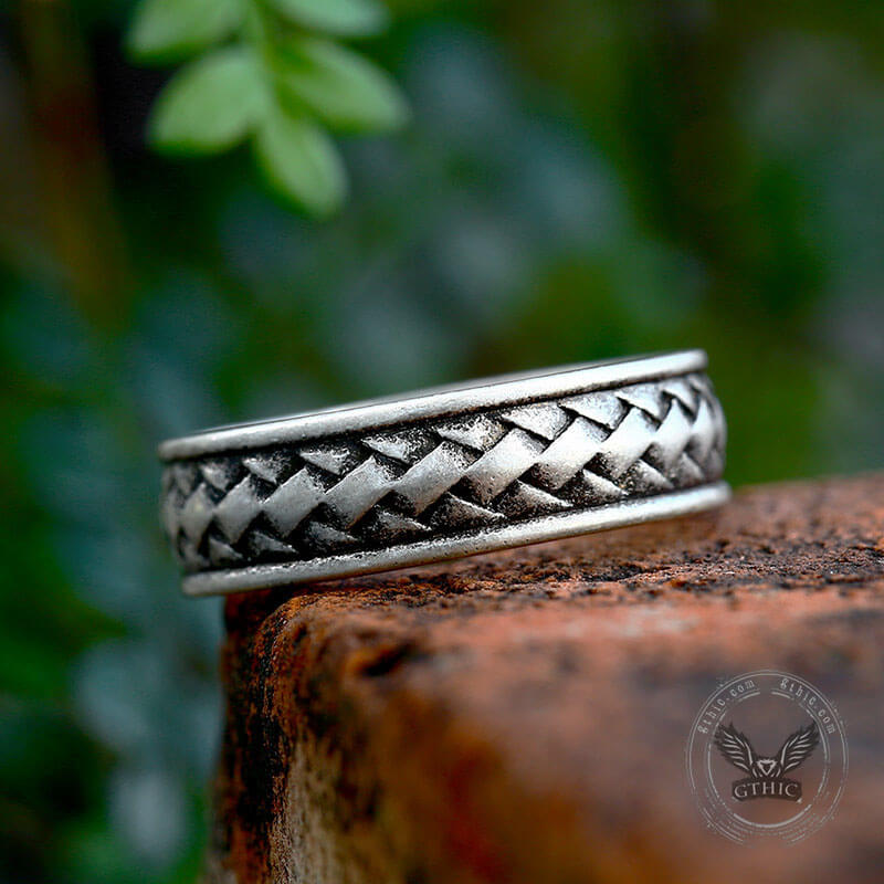 Retro Braided Stainless Steel Band Ring | Gthic.com