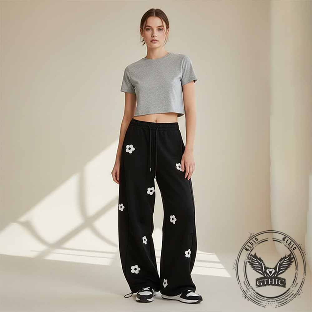 Retro Floral Embroidered Versatile Casual Pants | Gthic.com