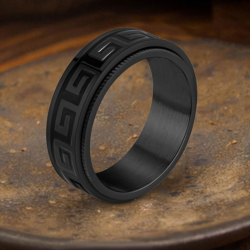 Retro Great Wall Pattern Stainless Steel Spinner Ring