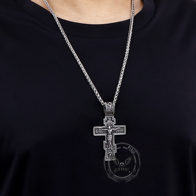 Colgante de cruz de crucifixión de Jesús de forma redonda