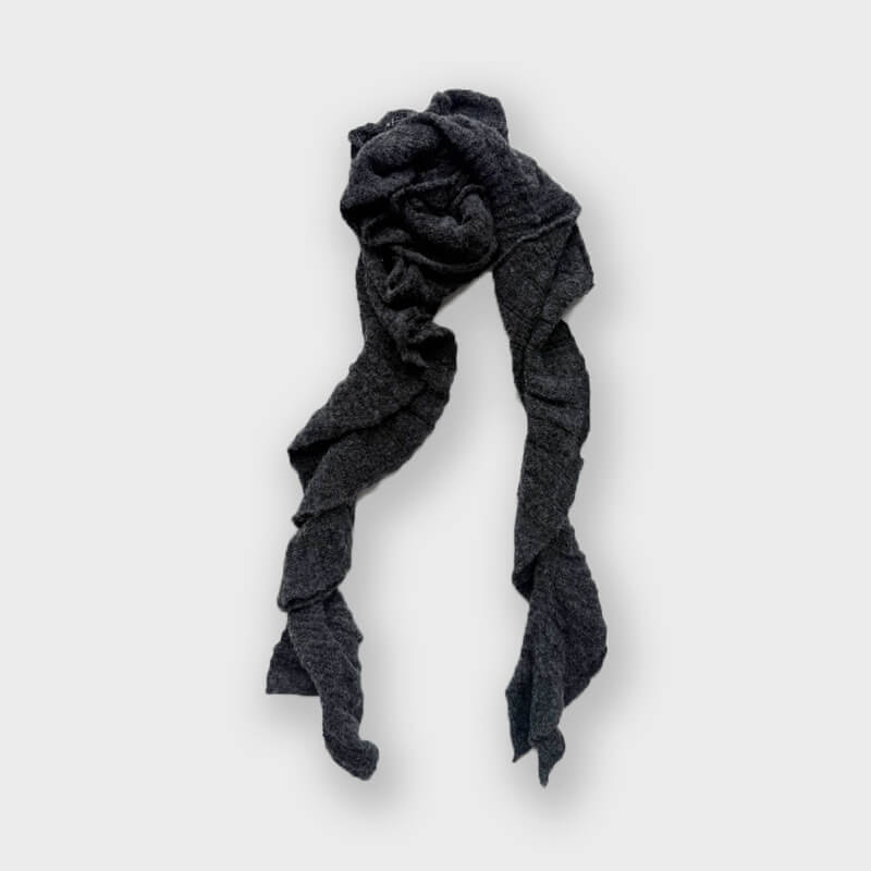 Retro Ruffled Spiral Wool Blend Knitted Scarf