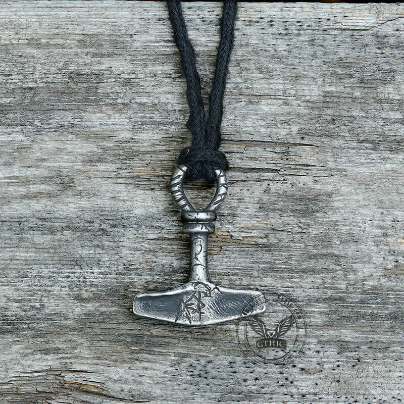 Retro Thor's Hammer Stainless Steel Viking Pendant | Gthic.com