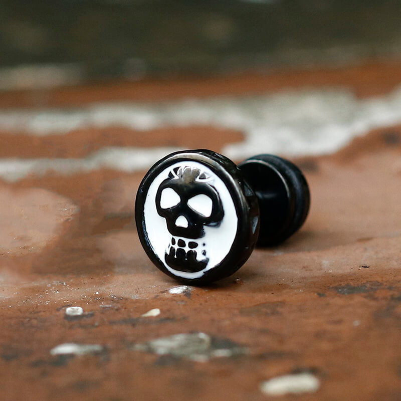 Pendientes redondos de acero con calavera