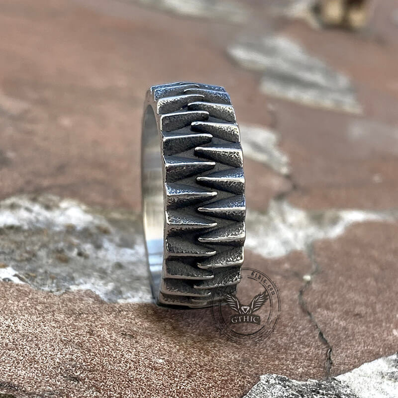 Sharp Teeth Stainless Steel Band Ring | Gthic.com