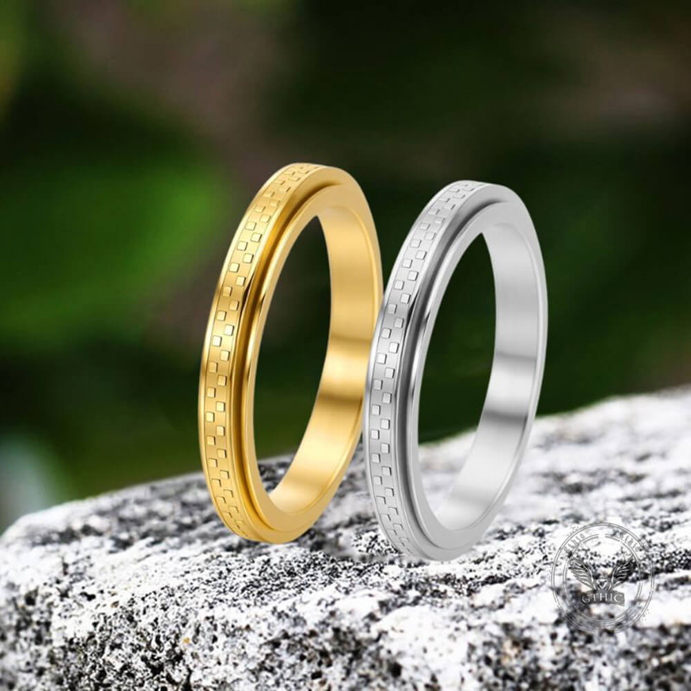 Simple 3mm Chessboard Stainless Steel Spinner Ring | Gthic.com