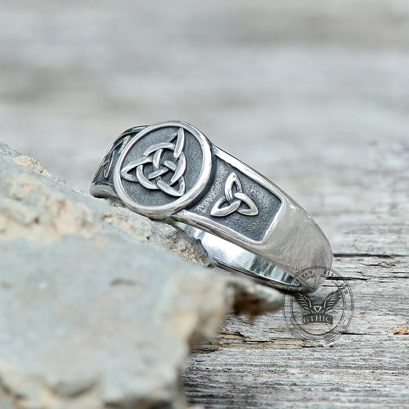 Simple Celtic Knot Stainless Steel Viking Ring | Gthic.com