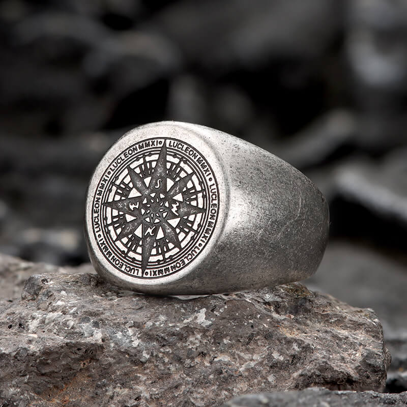 Simple Design Compass Stainless Steel Ring | Gthic.com