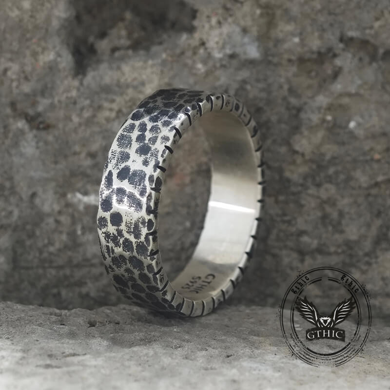 Simple Hammered Sterling Silver Band Ring | Gthic.com