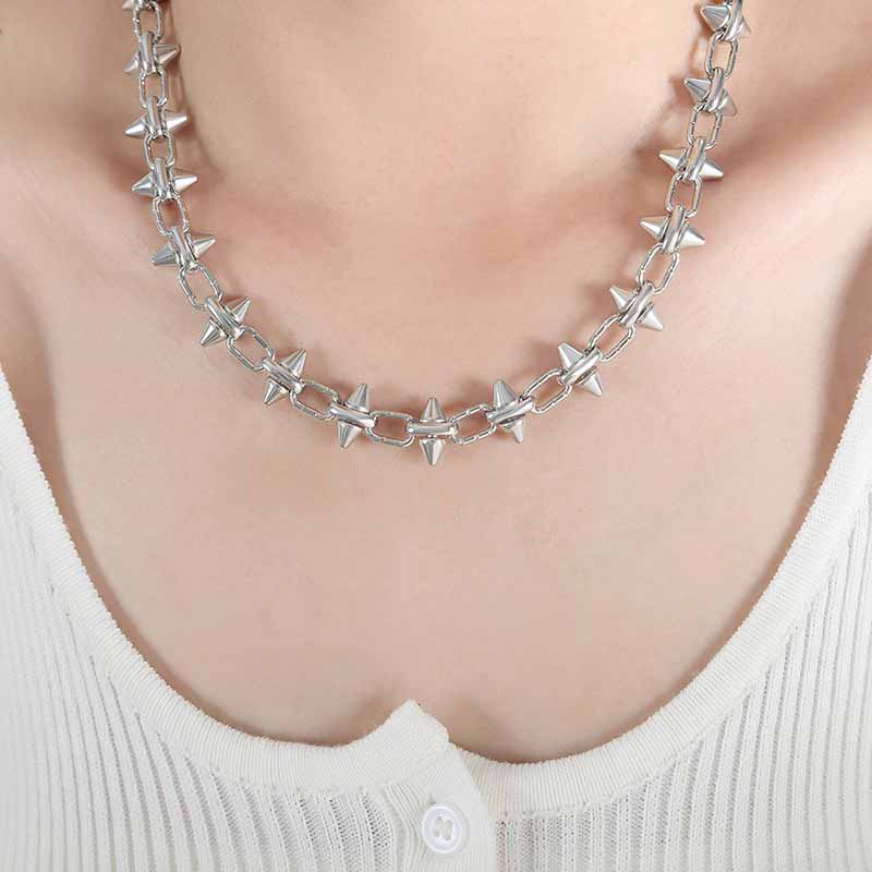 Simple Rhombus Stitching Stainless Steel Necklace | Gthic.com